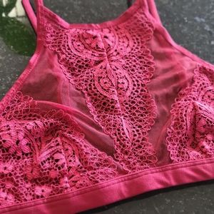 Victoria's Secret Red Floral Lace Bralette Small